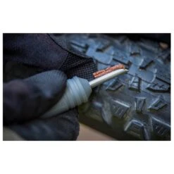 Blackburn Plugger Tubeless Tire Repair Kit -VeloParts Verkaufs-Shop blackburn plugger tubeless tire repair kit detail 6