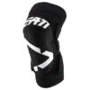 LEATT Knee Guard Kids 3DF 5.0 - Protektor 1 LEATT Knee Guard Kids 3DF 5.0 - Protektor -VeloParts Verkaufs-Shop leatt knee guard kids 3df 50 protektor